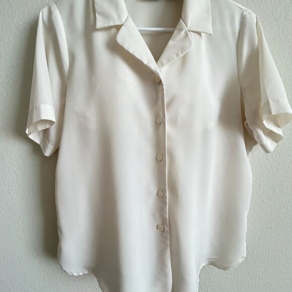 Liz Baker Essentials Blouse – Size M – Classic Ivory - Picture 1 of 13